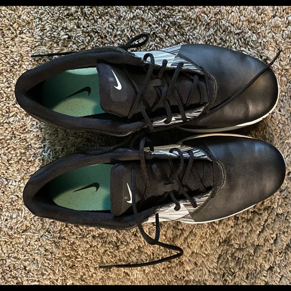 Niki Golf Shoes - Image 3