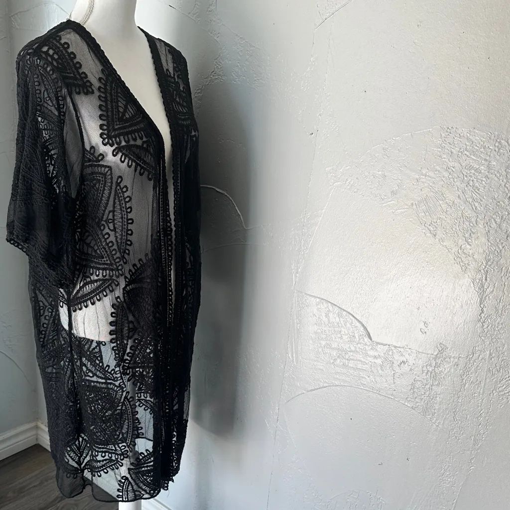 Chic Black Sheer Lace Cardigan Size undefined - Image 4