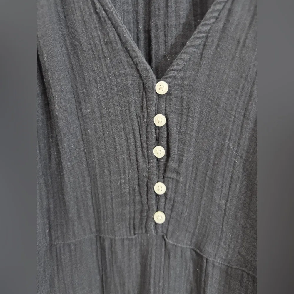 Old Navy Black Crinkle Crepe Gauzy V-Neck Boho Maxi Prairie Dress Size Small - Image 6