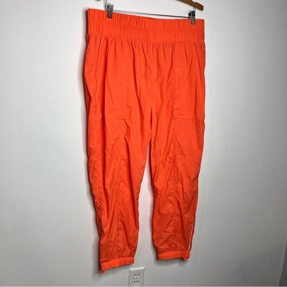 Fabletics Ultra high waisted piped nylon pant orange size XXL/1X‎ - Image 4