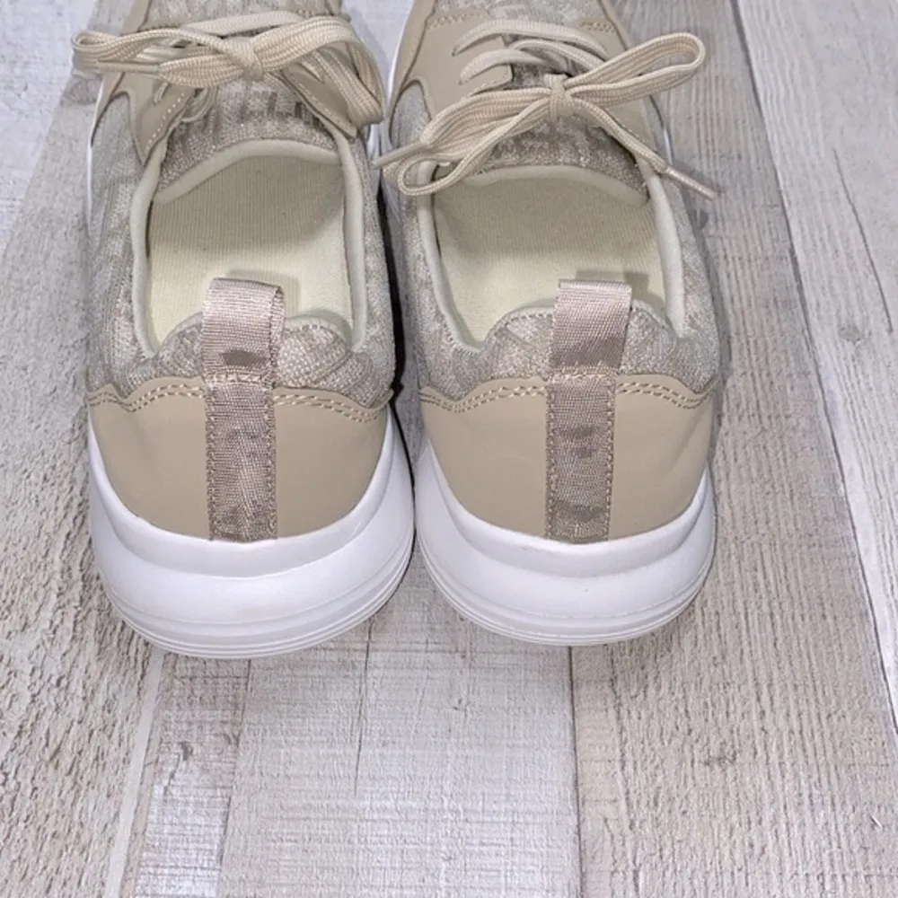 Slip on shoes size 41 US size 9-91/2 - Image 9