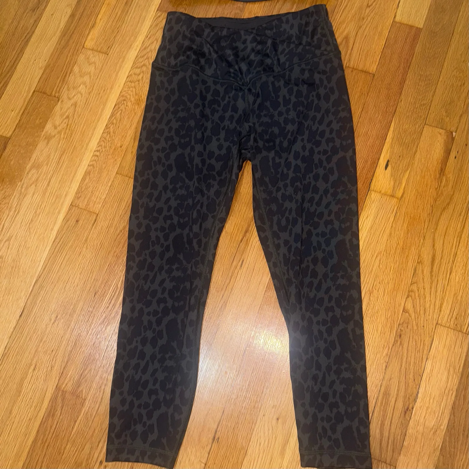 READ Victoria's Secret Set Size 10 High Rise Leggings & Strappy Bralette Leopard - Image 6