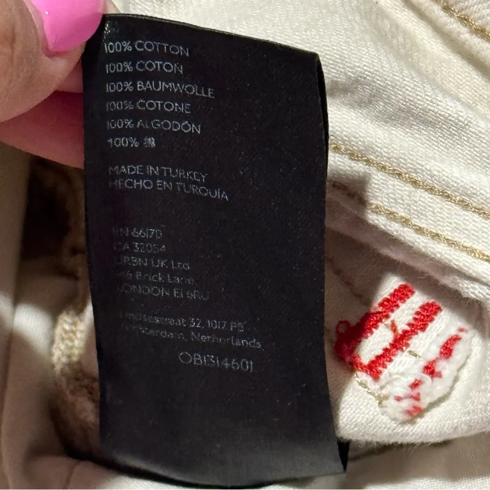 BDG Women's 26 Cream Essential High Rise Cutoff Distressed Jean Shorts Summer - Image 7