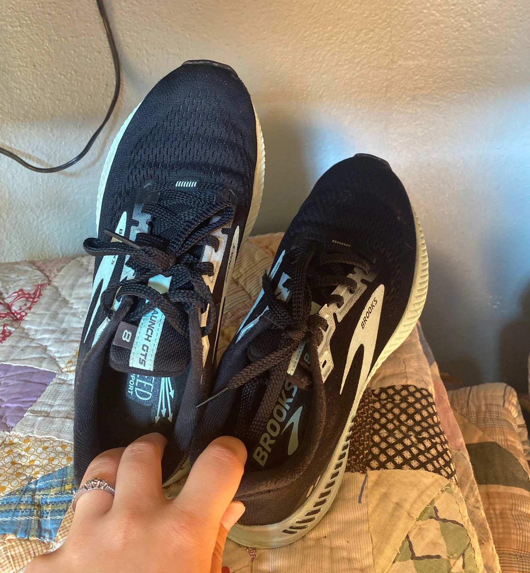 Brooks Running Sneakers - Image 3