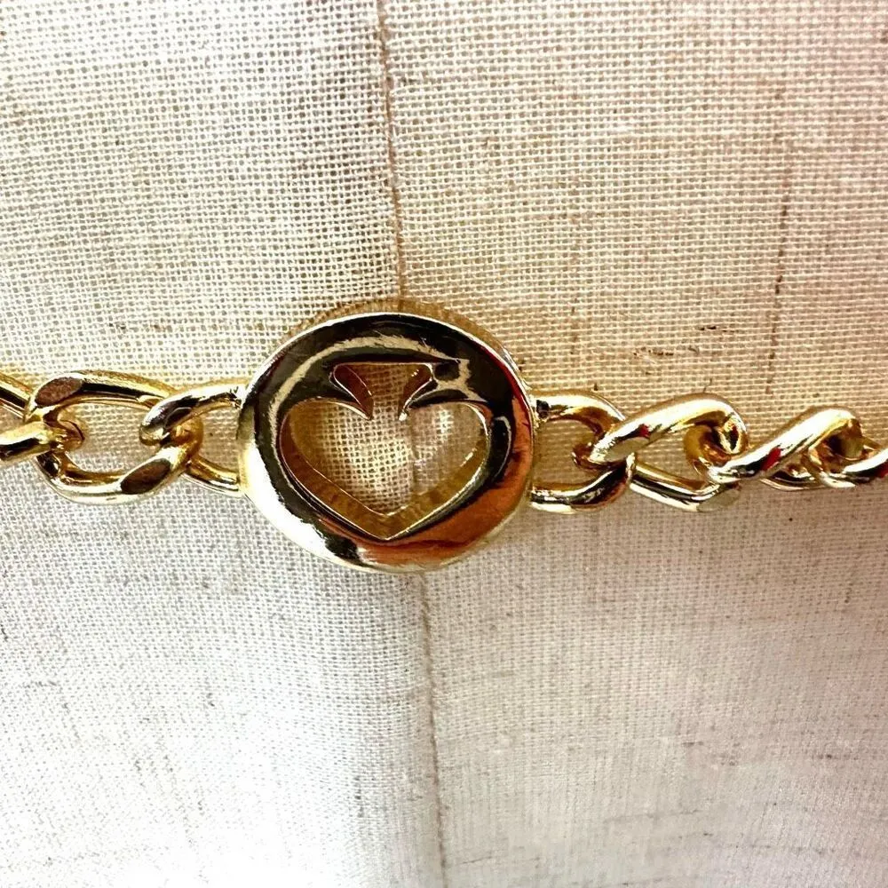 Gold tone spade hip belt - Image 3