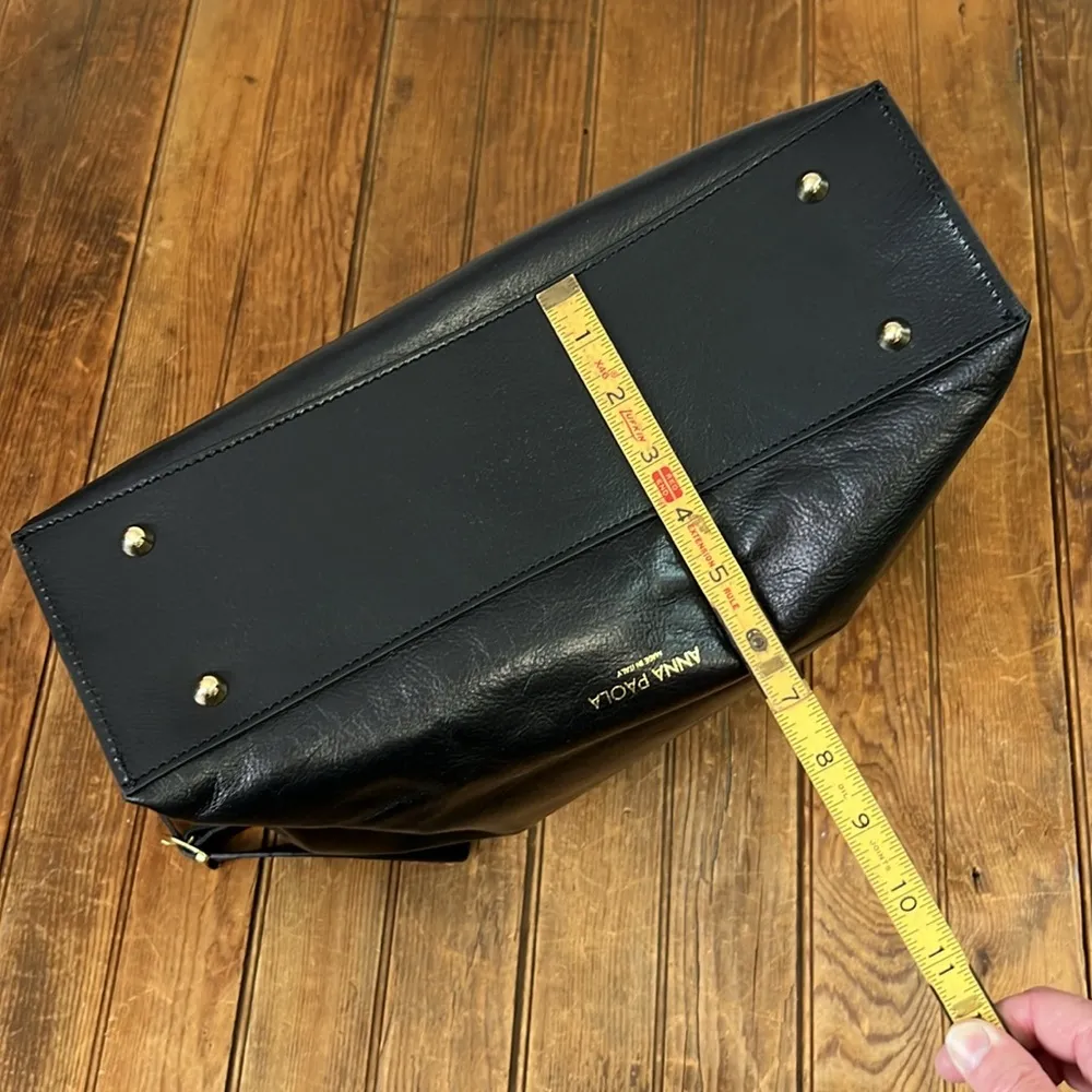 Anna Paola Italy Black Leather small zip top Tote Bag crossbody strap - Image 3