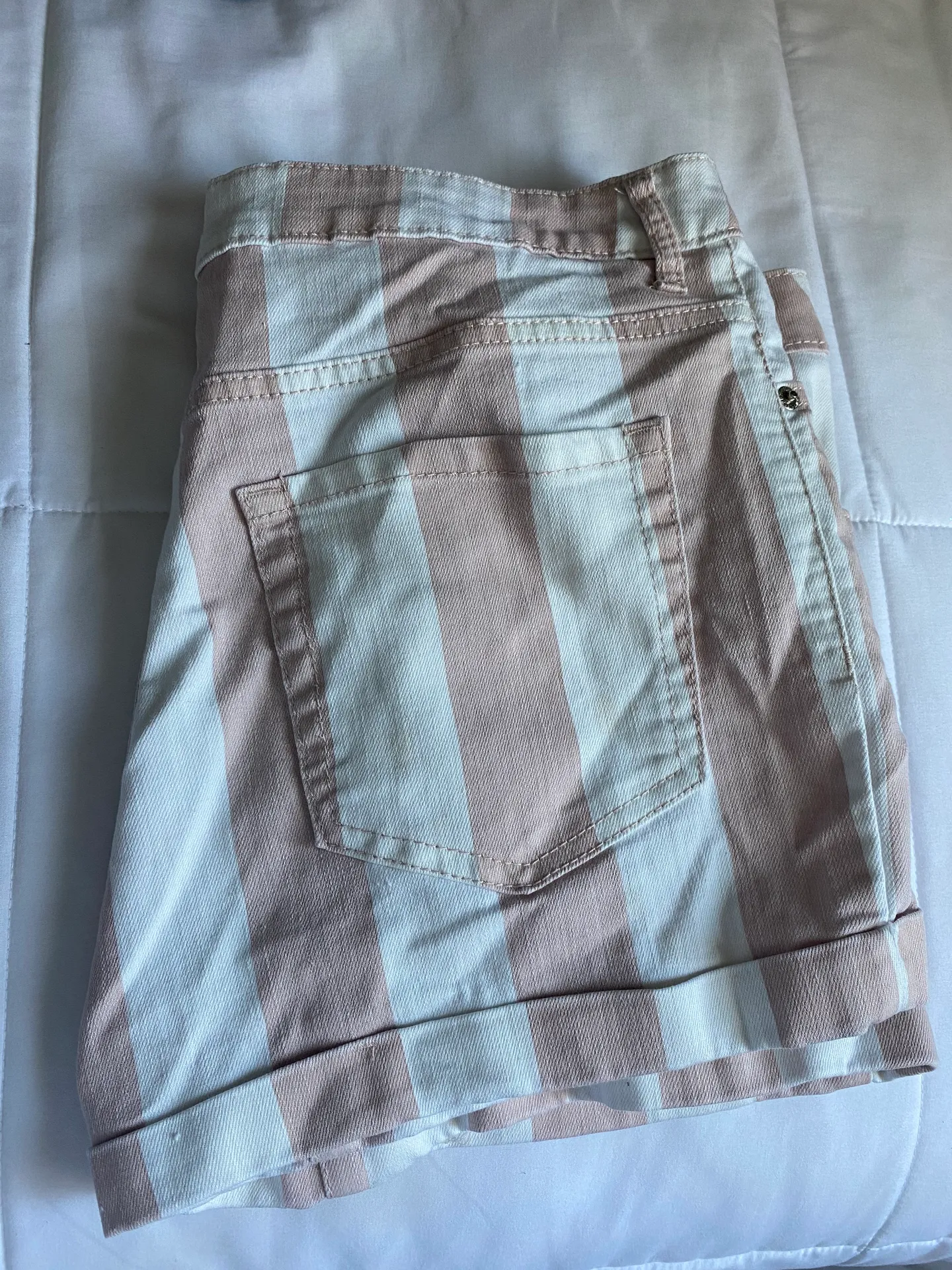 Forever 21 jean shorts - Image 2