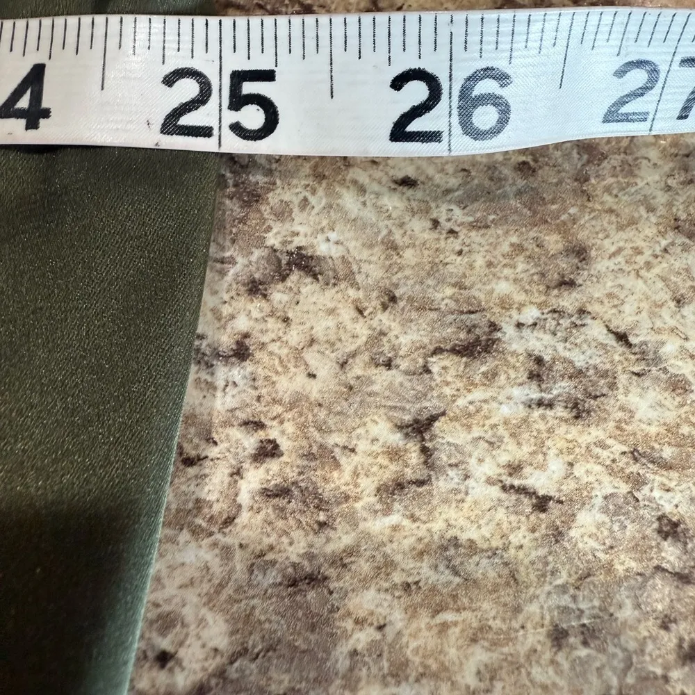 Banana Republic Green Asymmetrical 3/4 Sleeve Blouse - Image 7