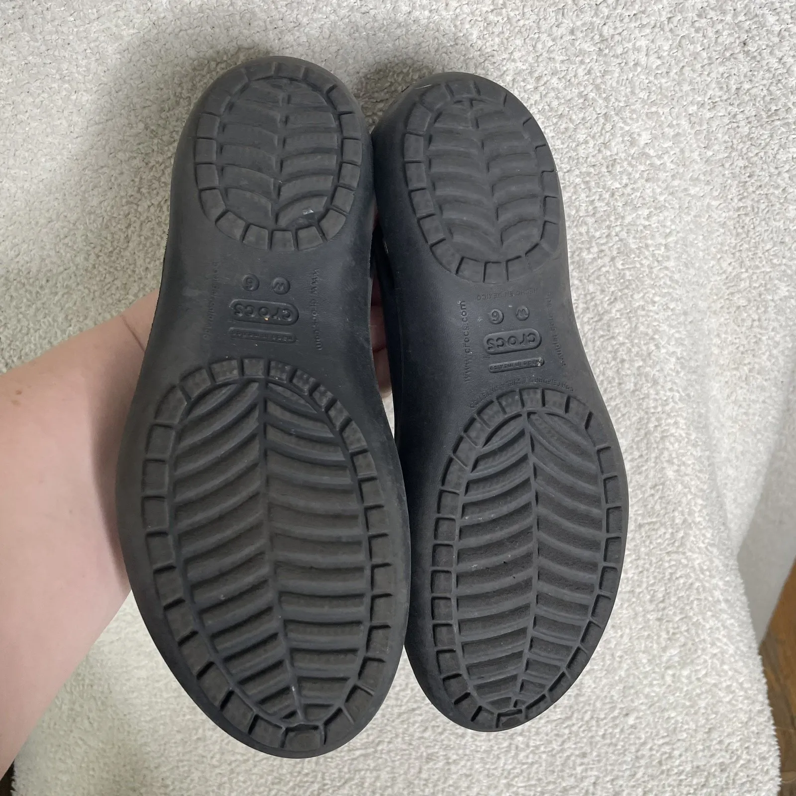 Crocs Kadee Women's Size 6 Black Rubber Ballet Flats Slip On Comfort Shoes - Image 4