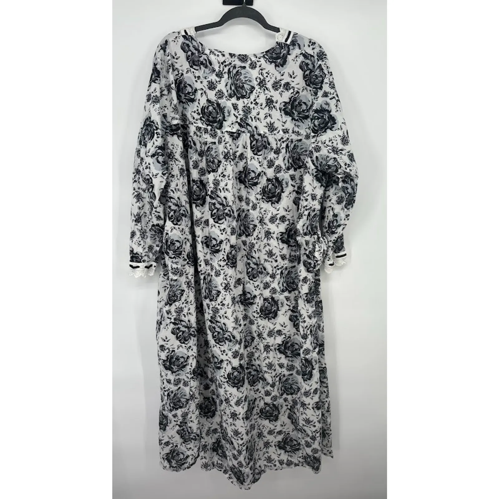 Only Necessities Size 2X Black White Rose Floral Nightgown Ribbon Eyelet Trim - Image 6