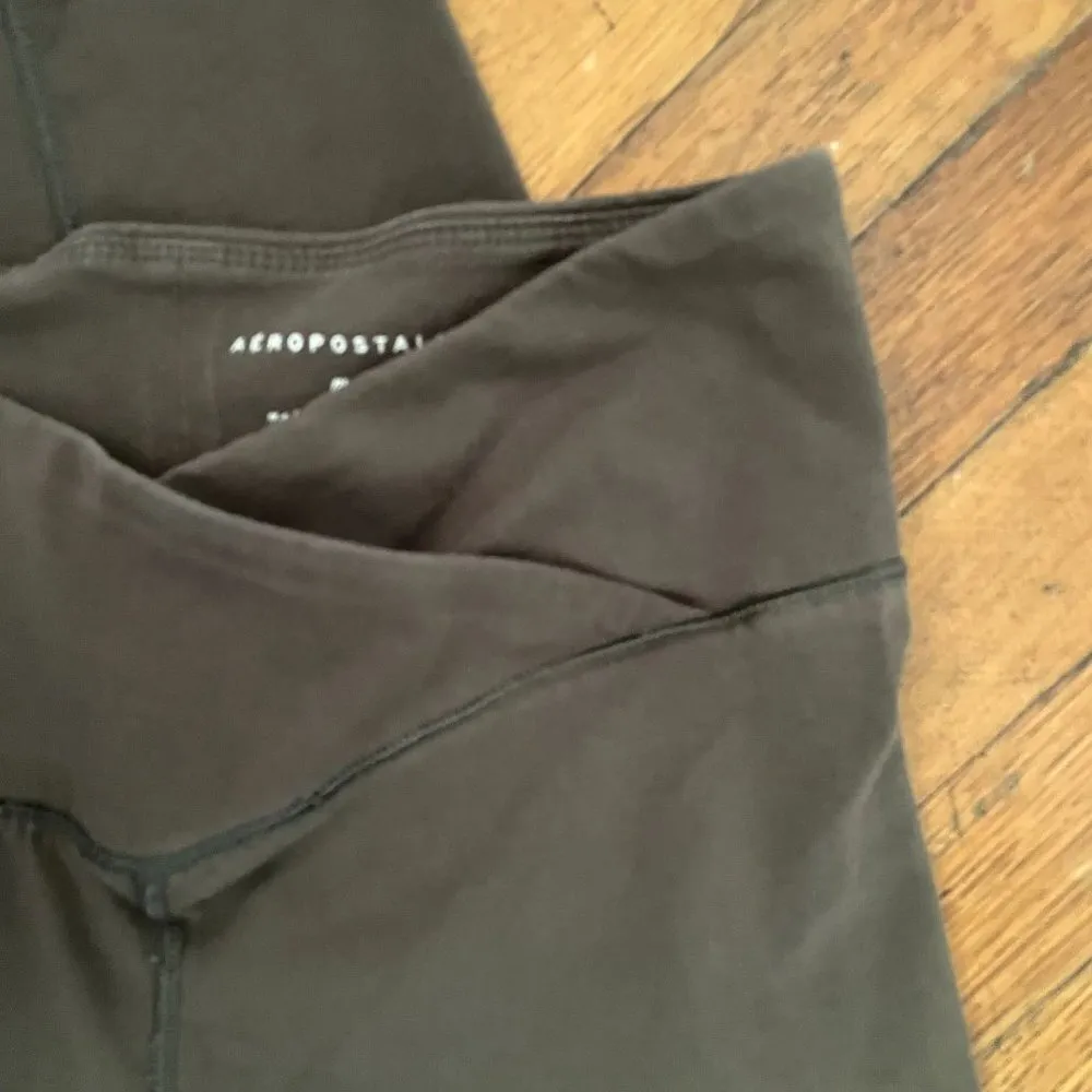 Aeropostale full length green legging comfortable casual tulip style workout - Image 2