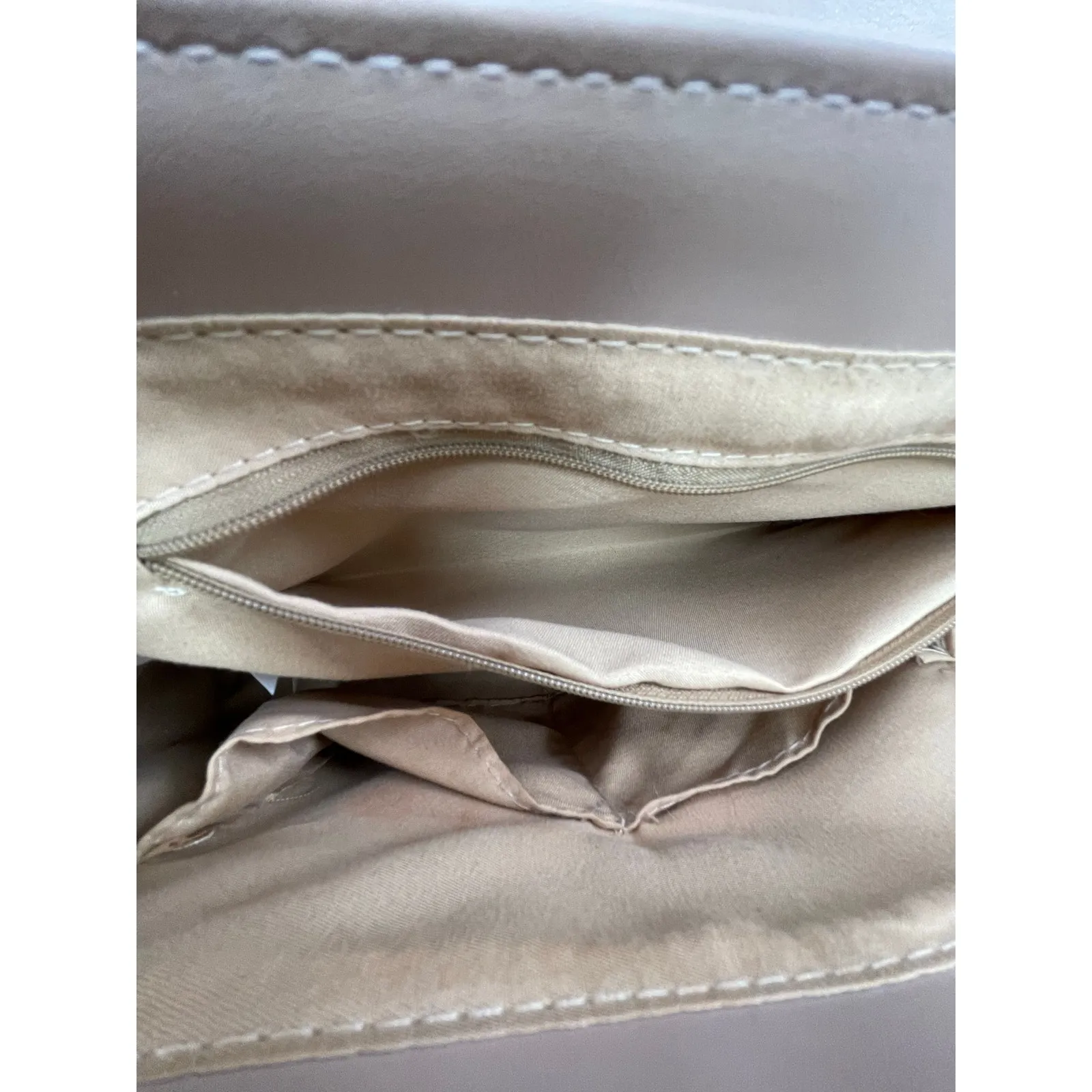 H by Halston Women's Beige Faux Leather Vegan Crossbody Satchel Handbag OS - Image 6