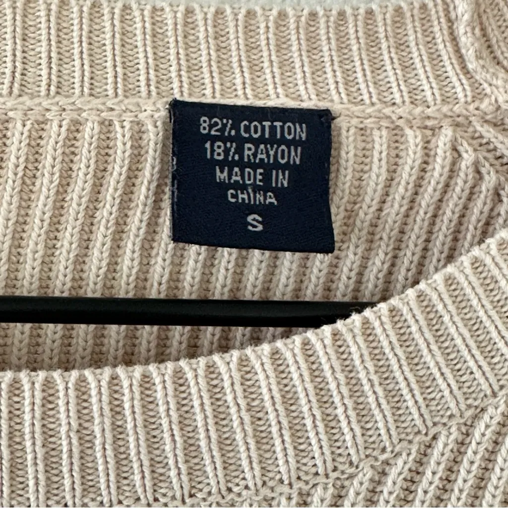 Vintage IZOD Ribbed Knit Crew Neck Tan Beige Sweater Size S preppy crest - Image 6