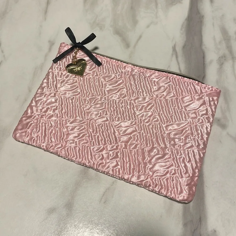 NEW Ipsy Makeup Bag - Image 2