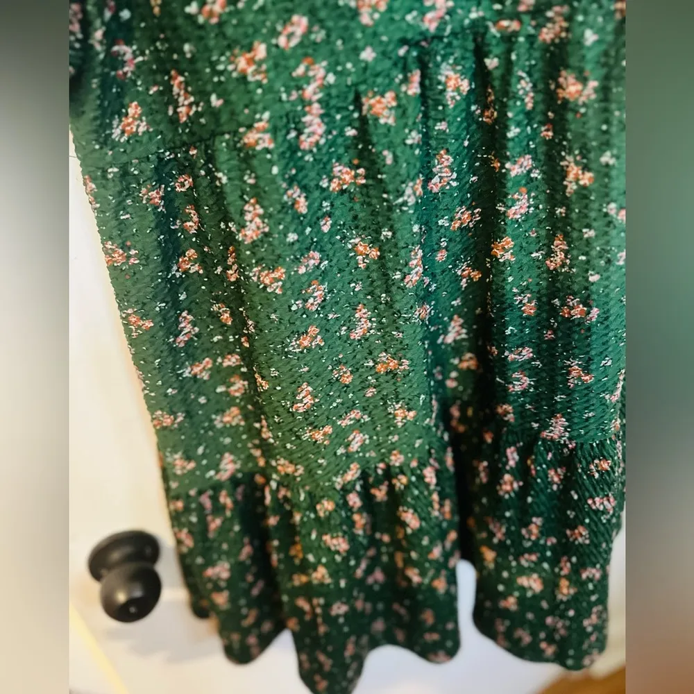 ASOS DESIGN CURVE Textured Mini Wrap Dress With Pep Hem Forest Floral Size 14 Green - Image 5