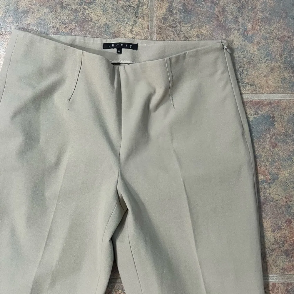 [theory] size 6 tan khaki pants - Image 3