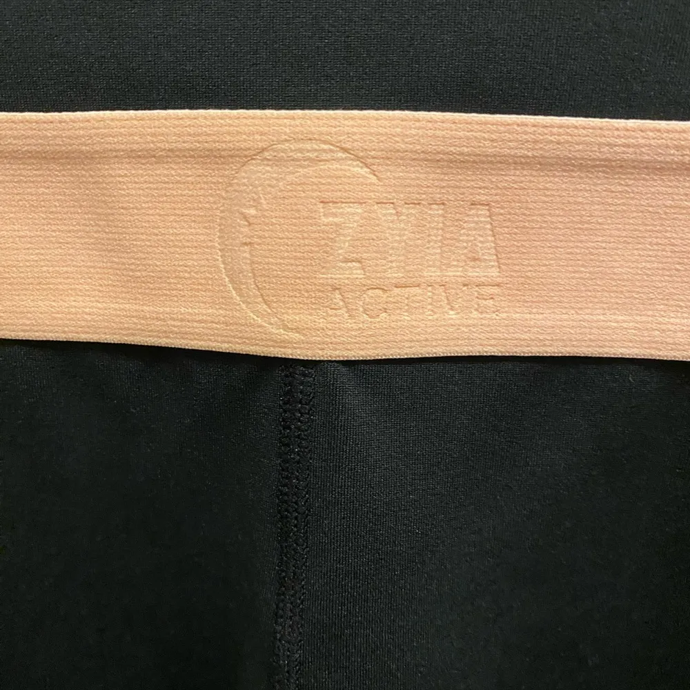 ZYIA Active Black & Peach Light N Tight High Rise Legging Size 2 - Image 4