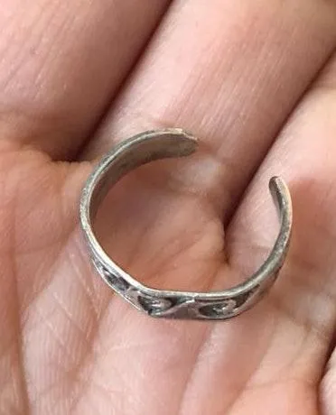 Sterling Silver Ring - Image 2