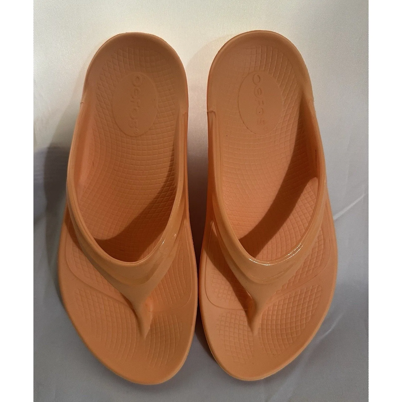 OOFOS OOLALA WOMENS Recovery SANDALS Foam Flip Flop Orange Comfort Thong Sz 7 - Image 2