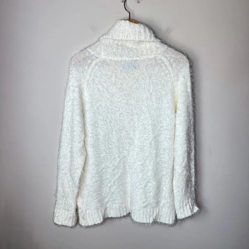 Goldie Fuzzy Soft Cream Chenille Turtleneck Sweater Size S/M Winter Cozy Classic - Image 4