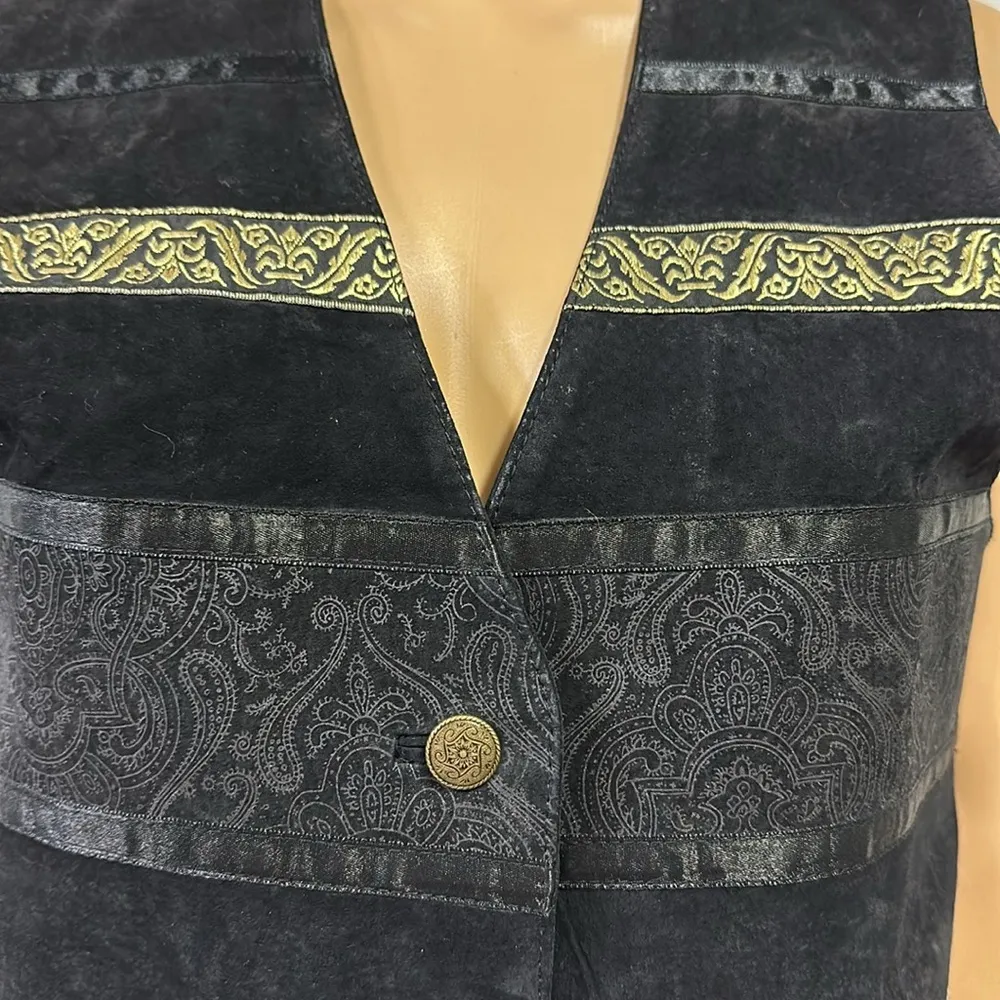 GIII Genuine Leather Suede Ribbon Accent 3 Button Vest Black Gold Womens Large - Image 4