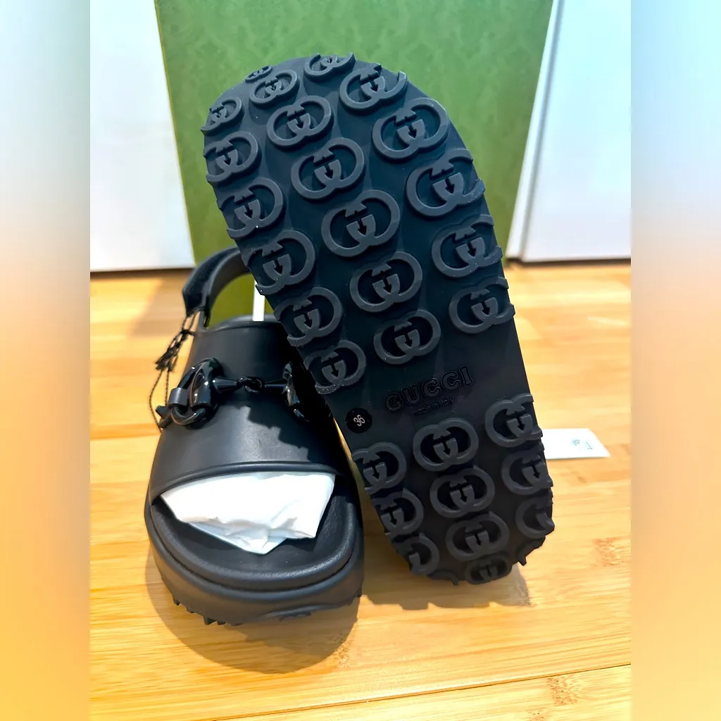 Gucci HorseBit Rubber Flatform Sandals - Image 6
