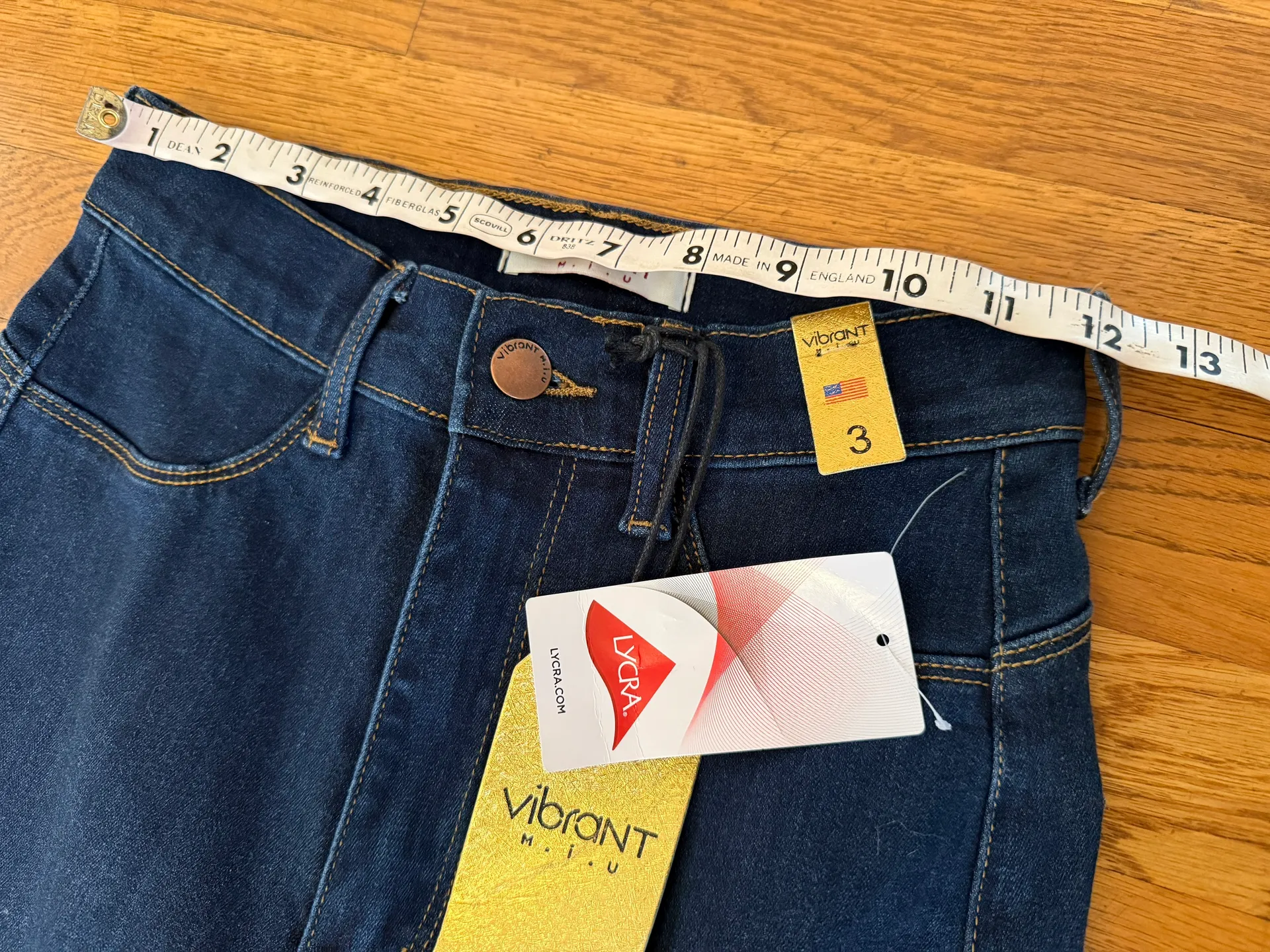 Vibrant Bell Bottom High Waist Fitted Denim Jeans Size 5 - Image 10