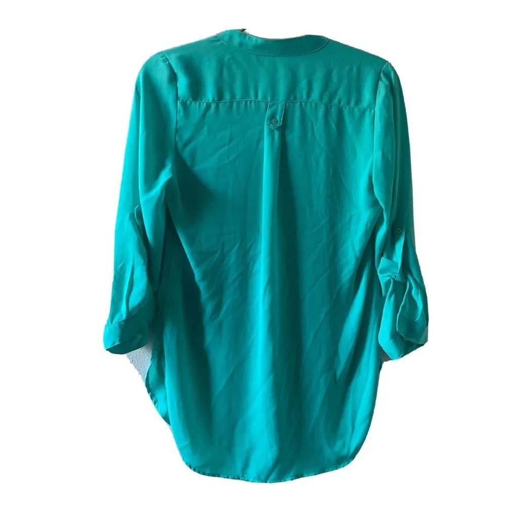 41 Hawthorn Stitch Fix Womens Size Small Blue Split Neck Tab Sleeves Blouse Top - Image 3