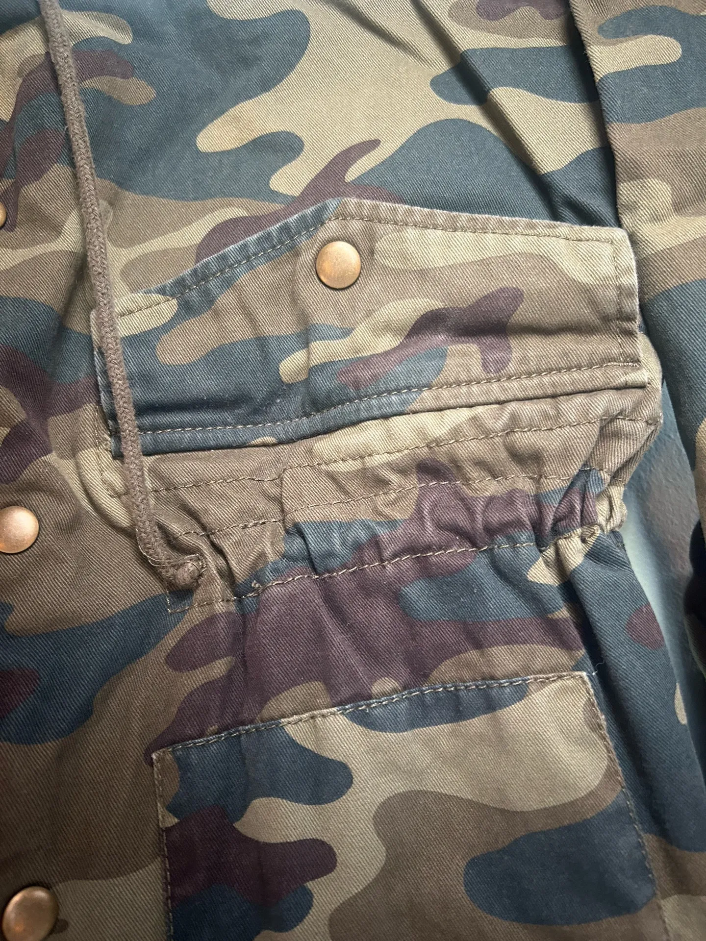 Gap  Women’s Camouflage Jacket Medium  - Image 5
