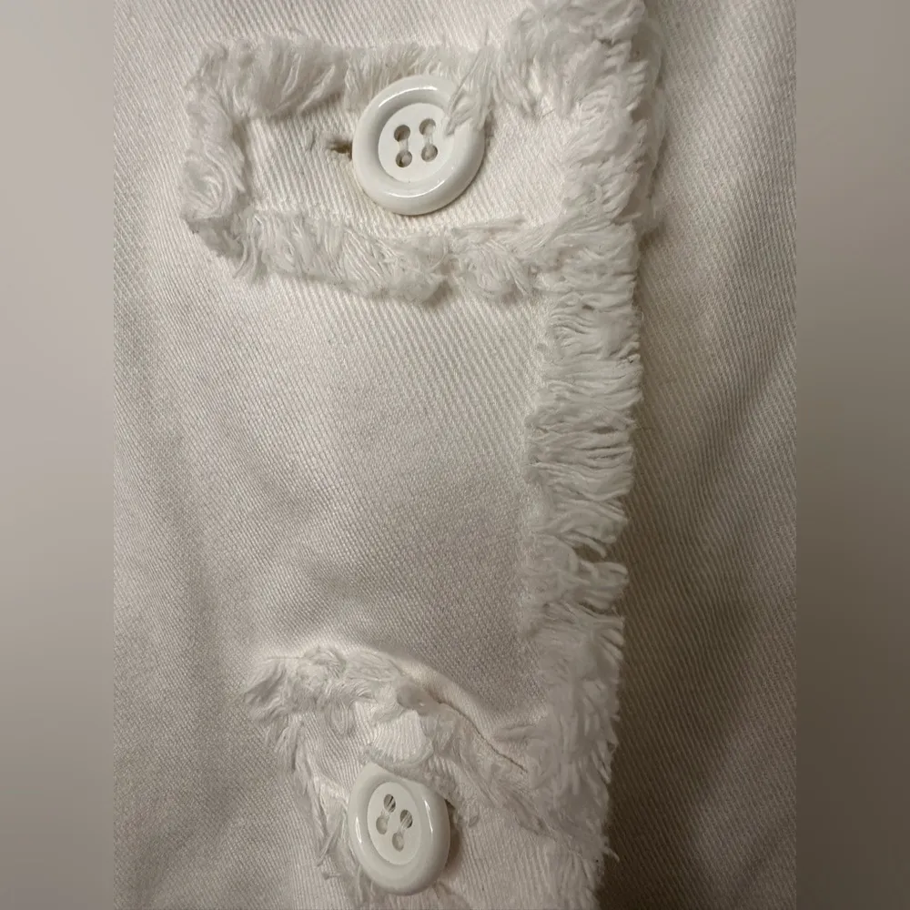 White Distressed Edge Jacket with Cowboy Boot Design Size L - Image 7