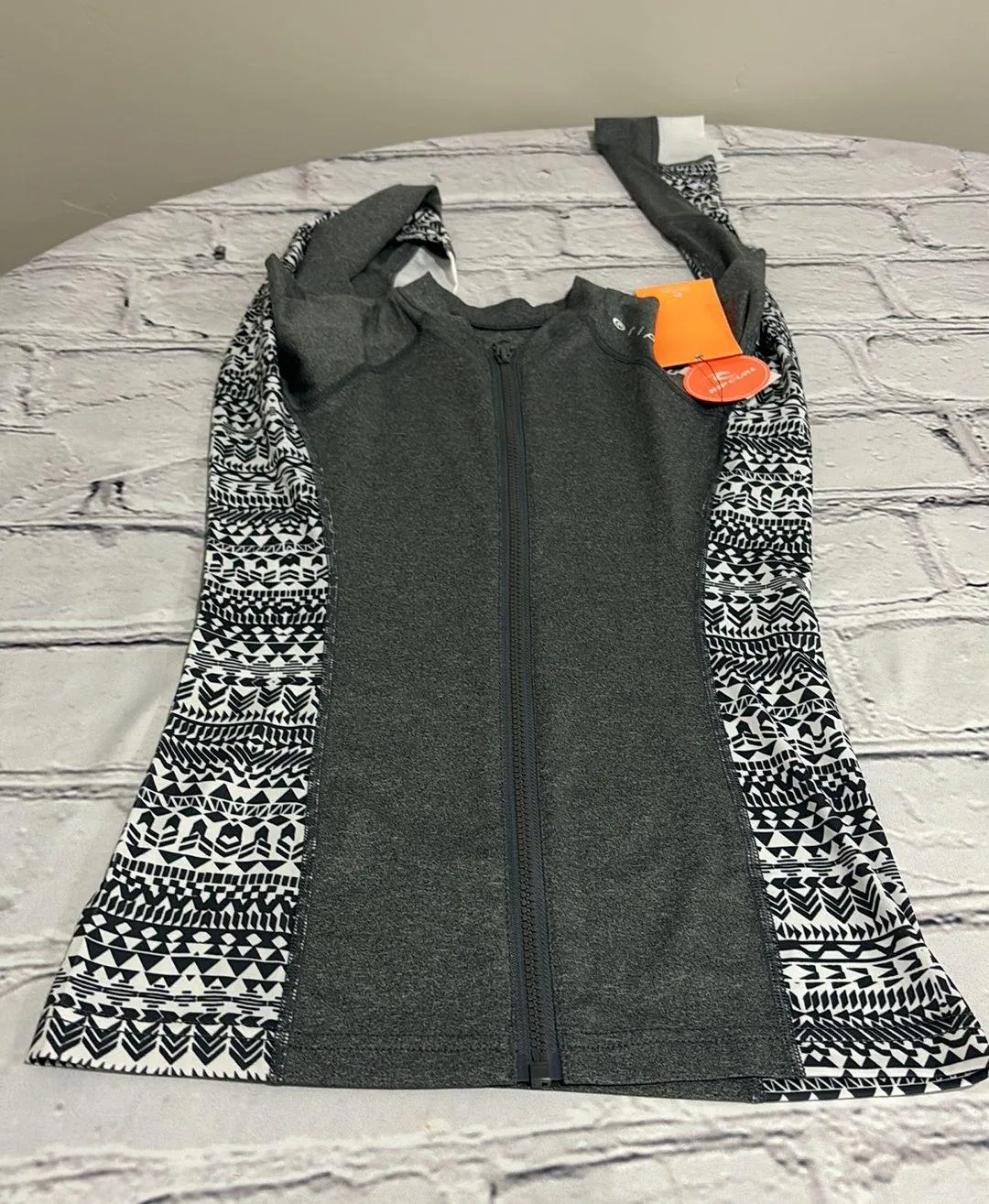 NWT  Women's Rashguard Trestles Front Zip Long Sleeve 50+ UV Protection . - Image 11