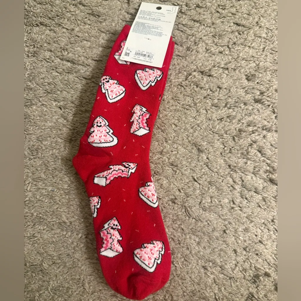 Aerie American Eagle AE Red Pink Christmas Graphic Women’s Crew Socks Set - Image 6