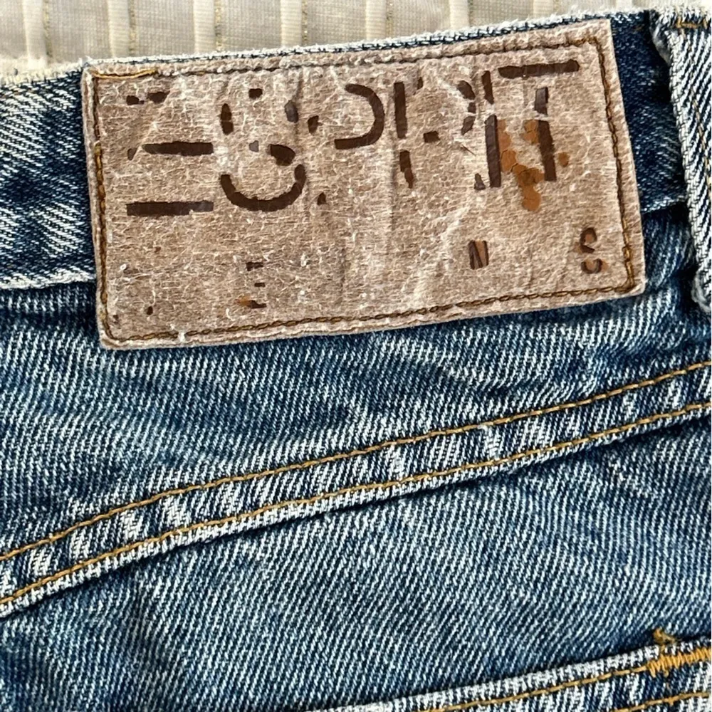 ESPRIT VTG early  90’s light wash, high-waisted mom jean shorts frayed hem Sz 5 - Image 5
