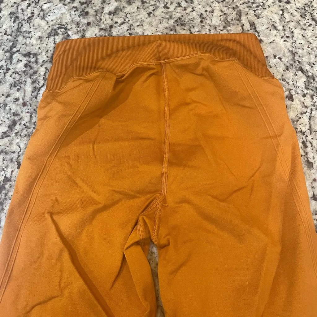 All in Motion Vibrant Orange Leggings - Image 7