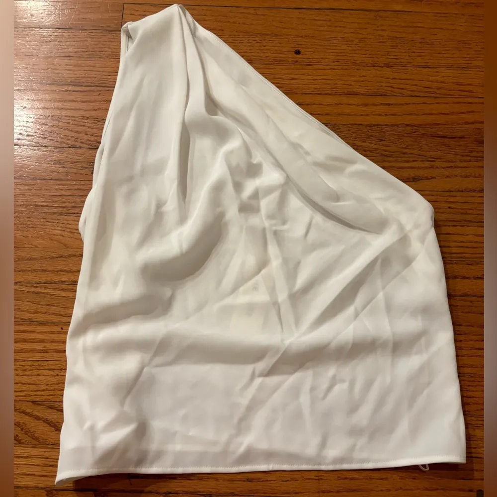 The Sei One Sided White Top Size 2 - Image 2