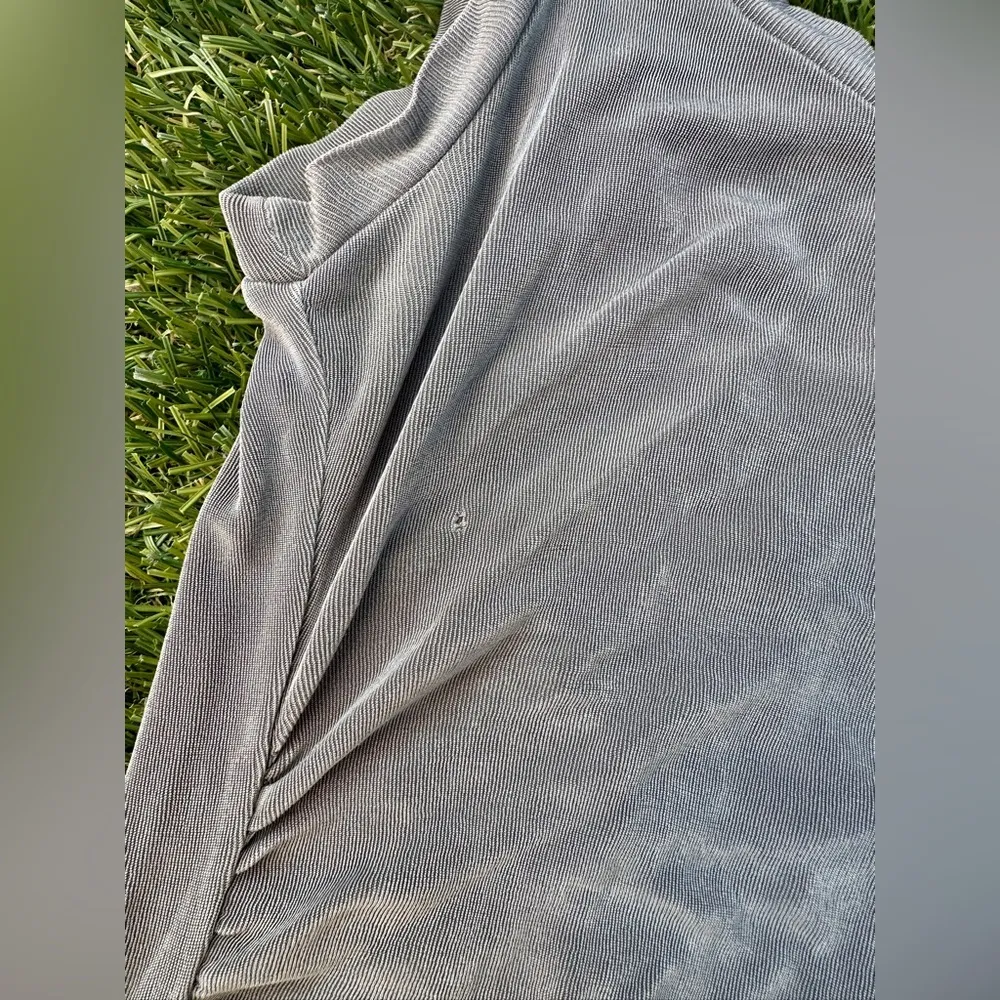 Boston Proper Slinky Green Sleeveless Dress - Image 4