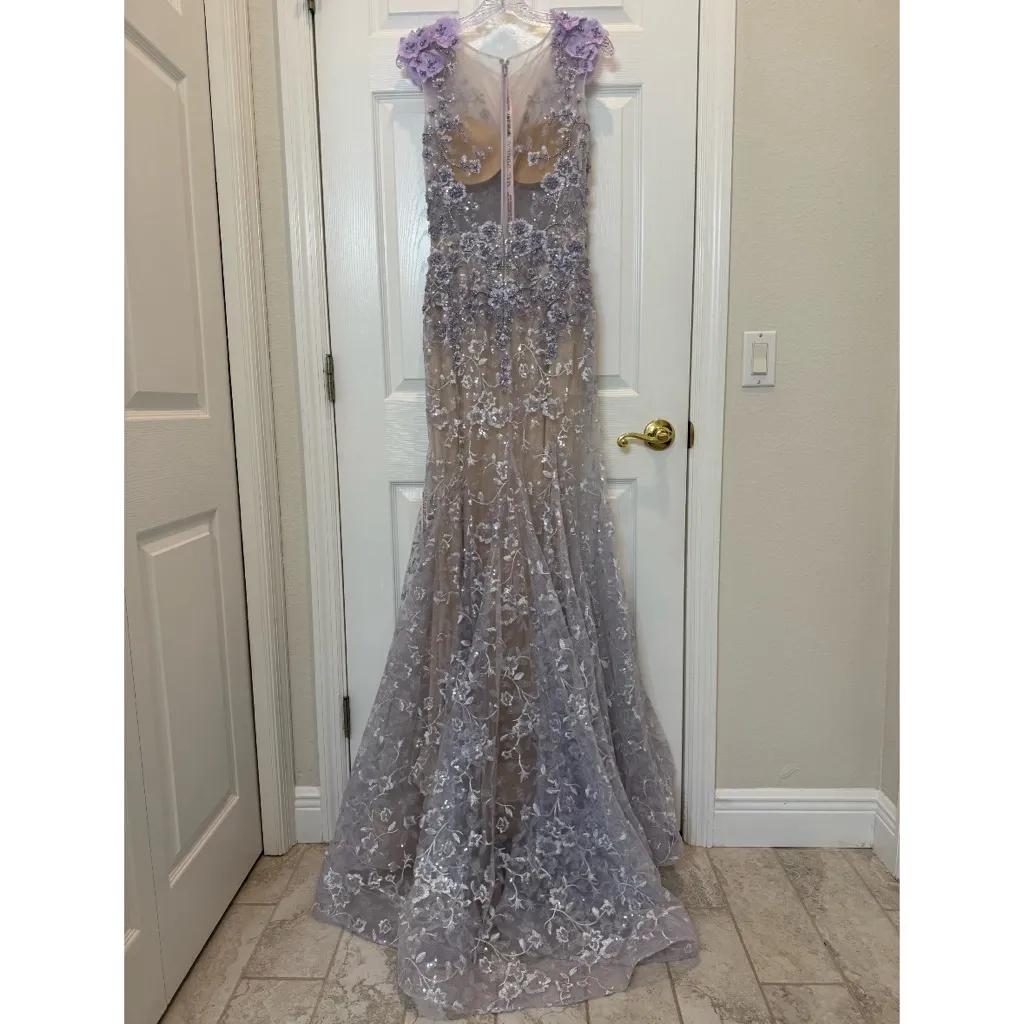 NWT Mac Duggal 79357 Embellished Cap Sleeve Illusion Neck Trumpet Gown Size 6 - Image 5