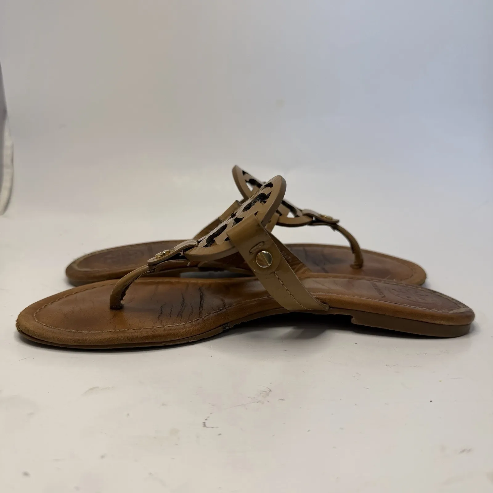 Tory Burch Miller Brown Leather Medallion Flip Flop Sandals Size 7.5 Classic - Image 8