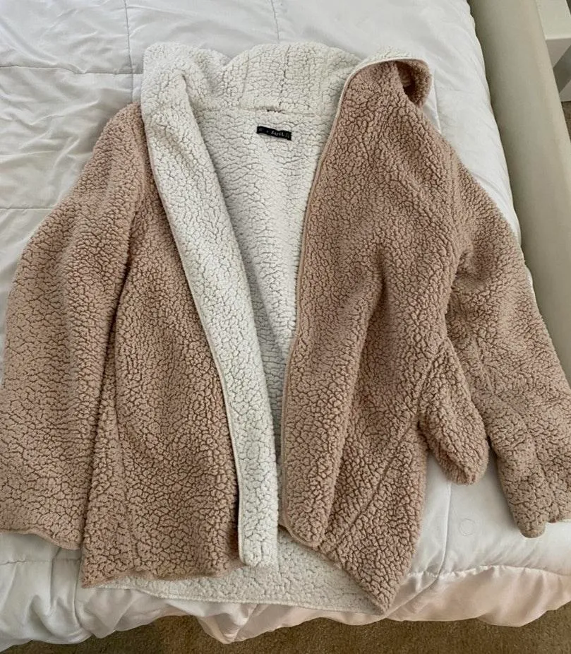 Zaful Fuzzy Jacket - Image 3