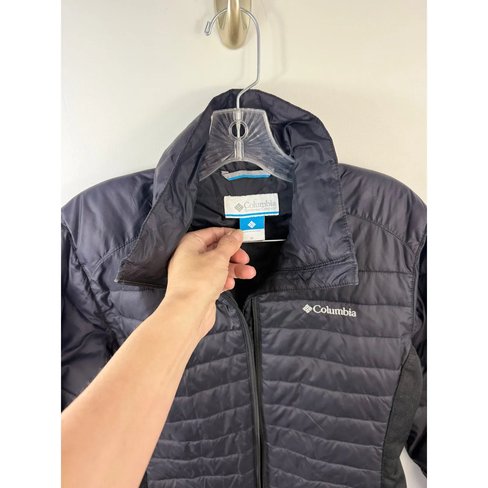 Cute Women’s Columbia Puffer Coat Size M - Image 3