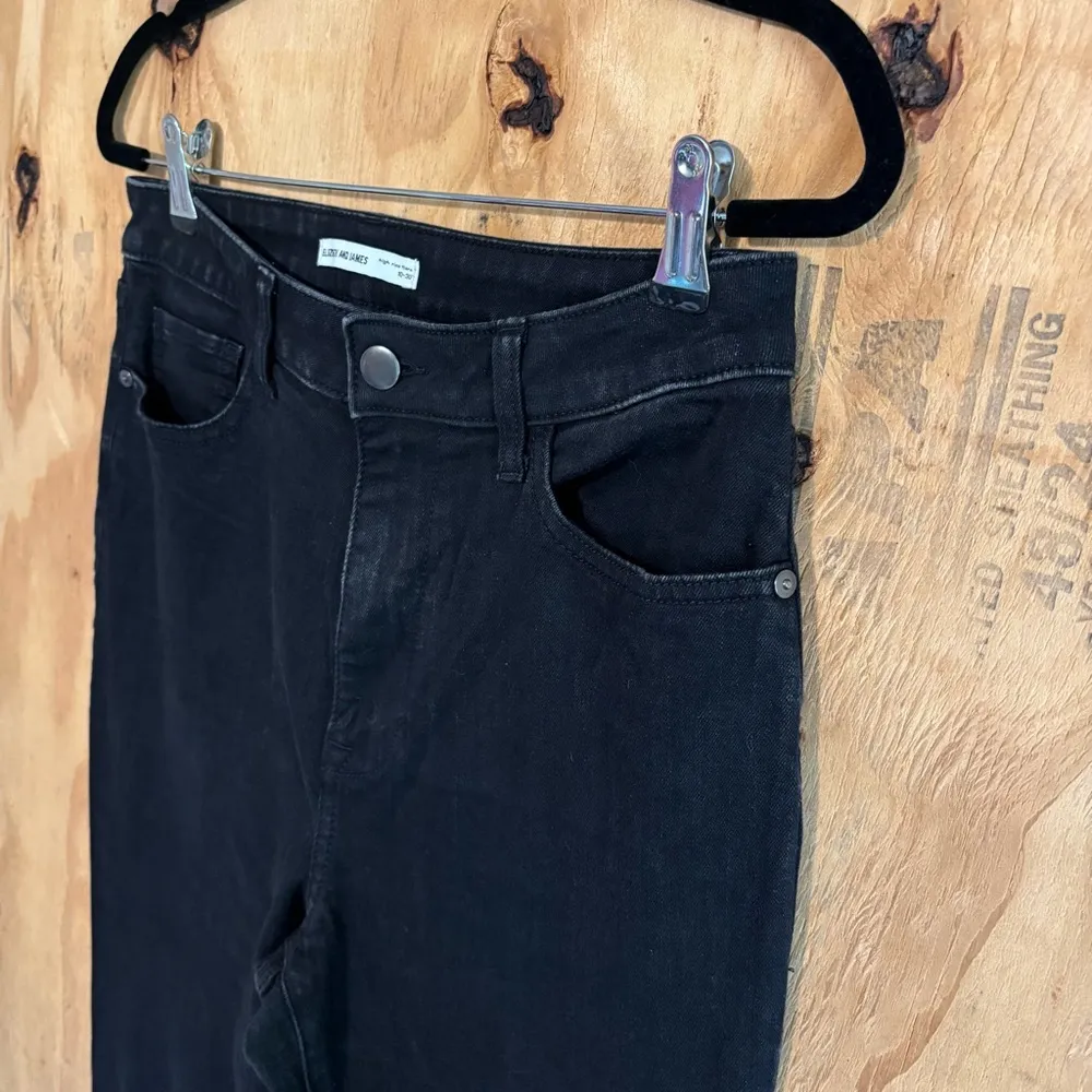 Elizabeth and James Organic Cotton High Rise Flare Black jean Sz 10/30 - Image 2