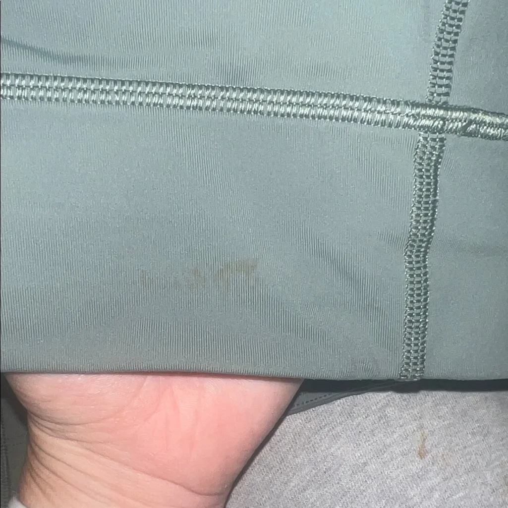 lululemon energy bra medium support - Image 3