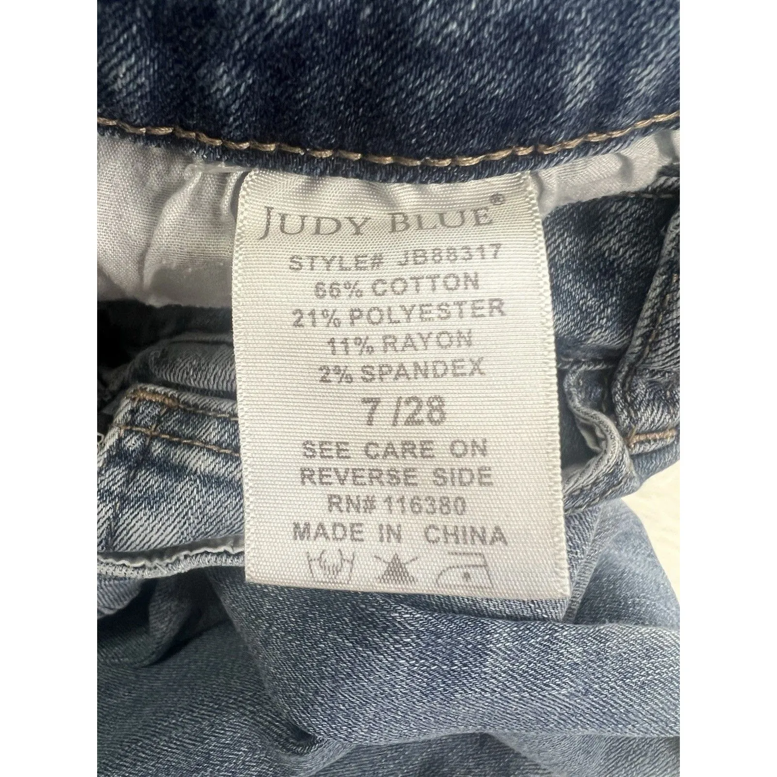 Judy Blue Womens sz 7/28 Distressed Denim Jeans - Image 9