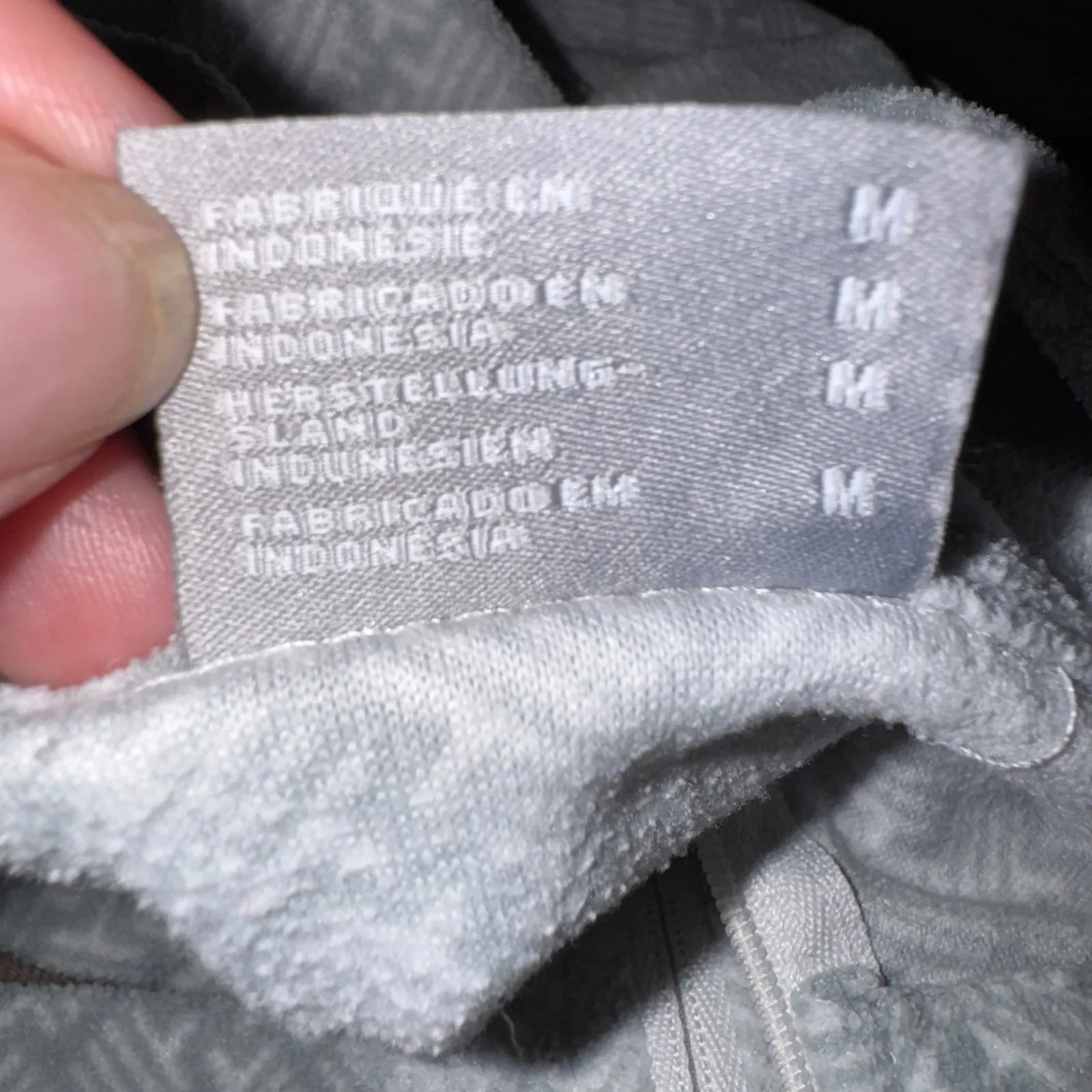 Columbia Womens Pullover Top Medium Gray‎ Geometric Print Quarter Zip Active - Image 6