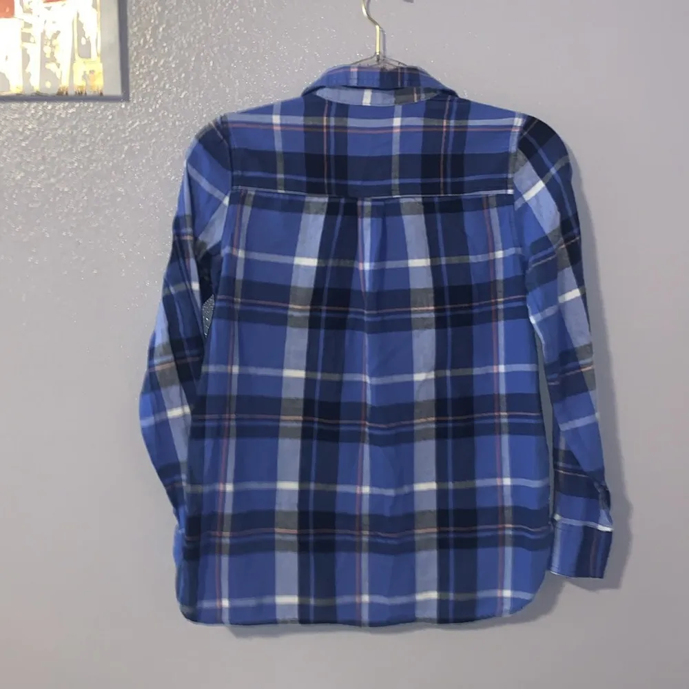 Old Navy blue plaid long sleeve button down The Classic Shirt - Image 3