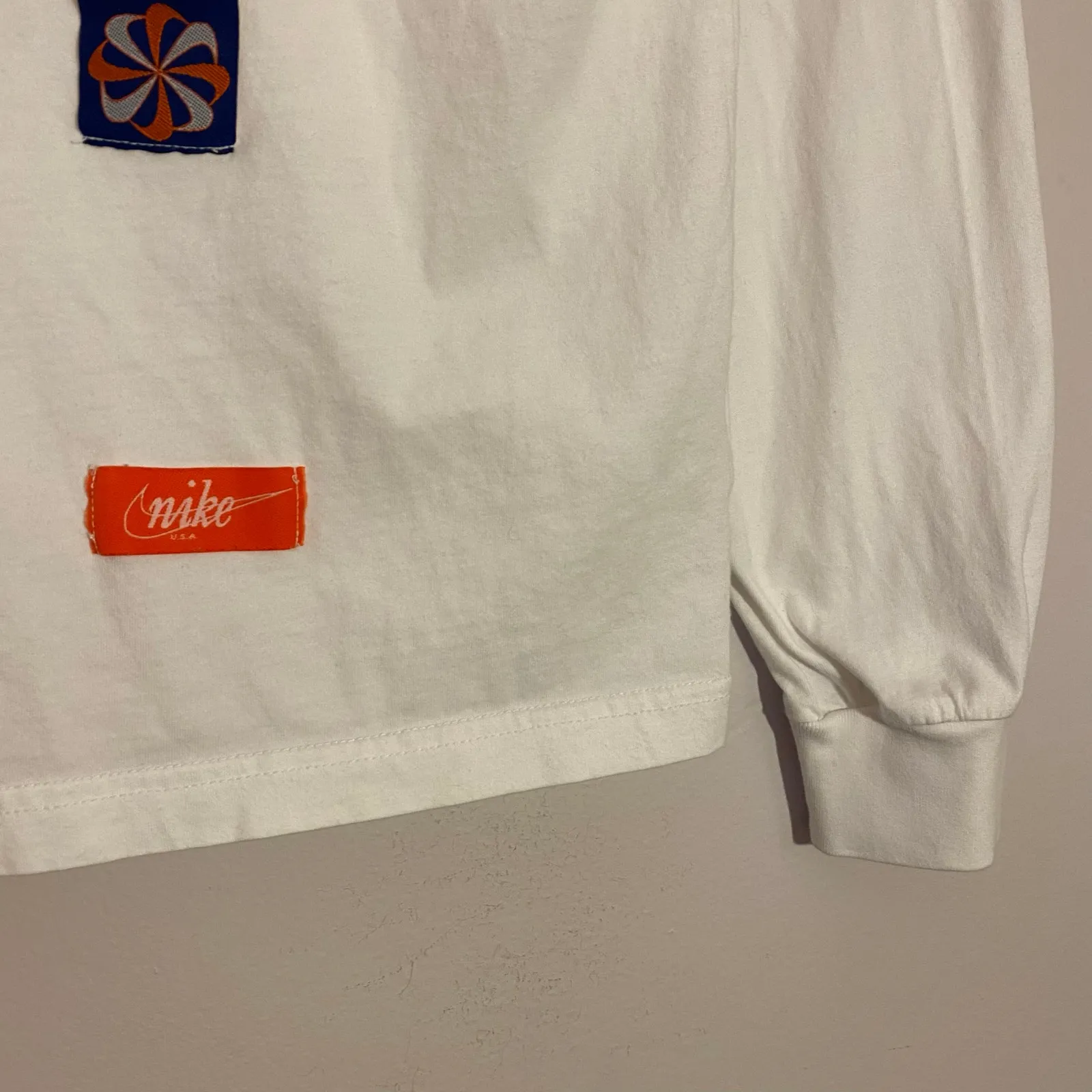 Nike White Retro 3D Vintage Tag Crewneck Long Sleeve Shirt Women's size Small - Image 5