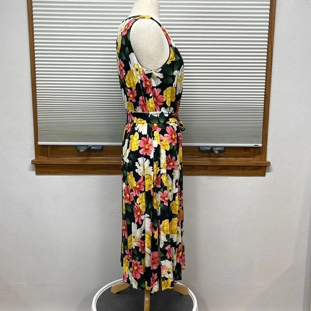 T Tahari Black Floral Print Sleeveless Pleated Belted Midi Dress Size Medium - Image 5