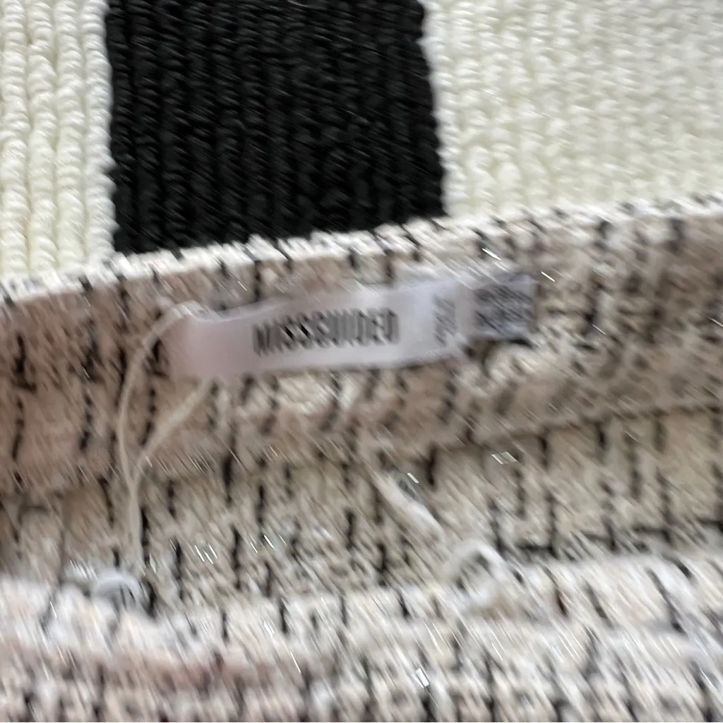 MISSGUIDED Elegant Black and White Tweed Mini Skirt Quiet Luxury - Image 4