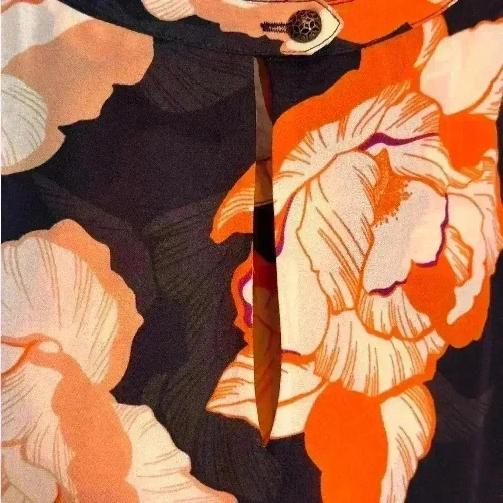 CAbi Blossom Floral‎ top navy ,orange, And Cream  sz Medium Tiered Layers - Image 5