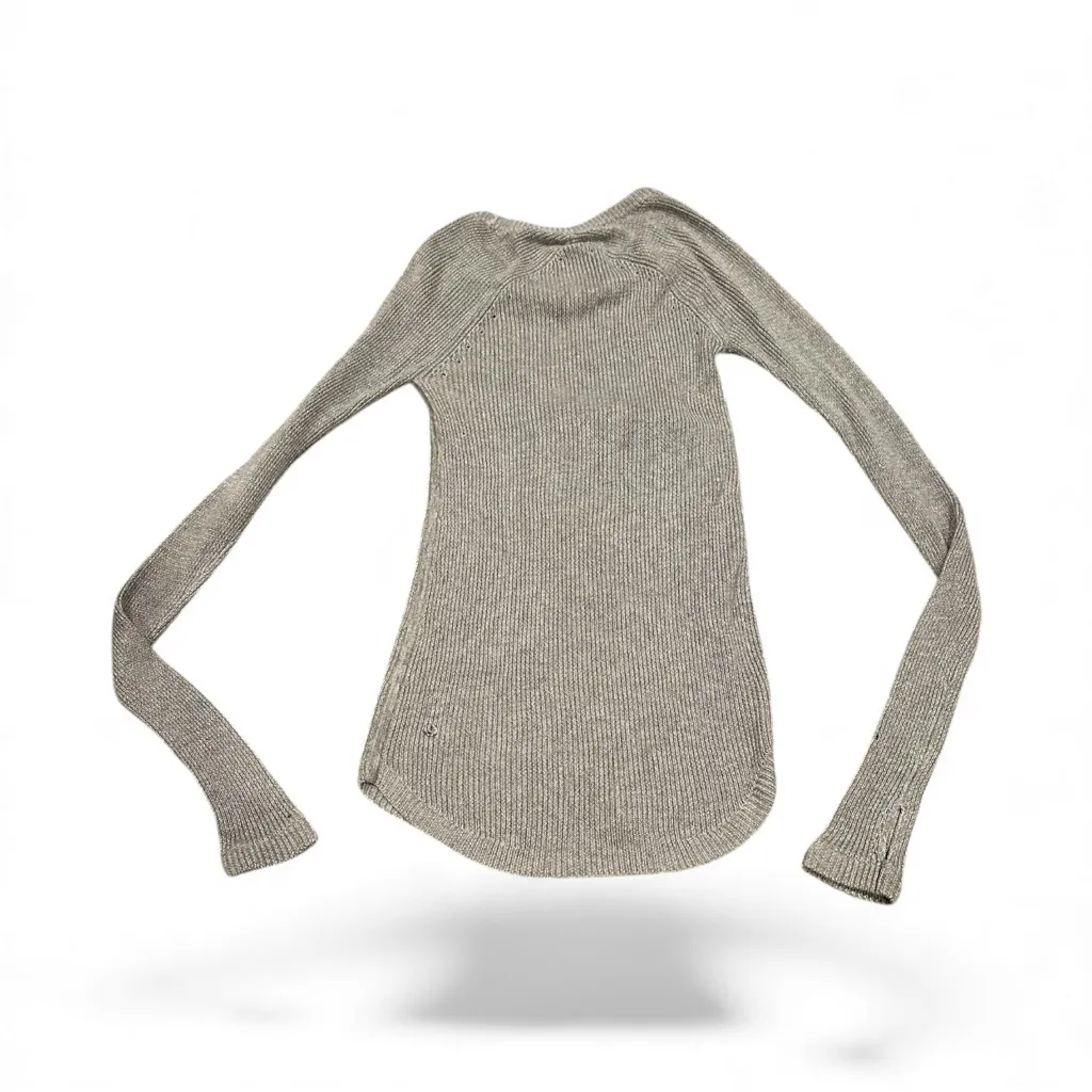 Lululemon Cabin Yogi Long Sleeve Grey Sweater Top - Image 4